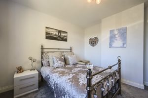Bedroom- click for photo gallery